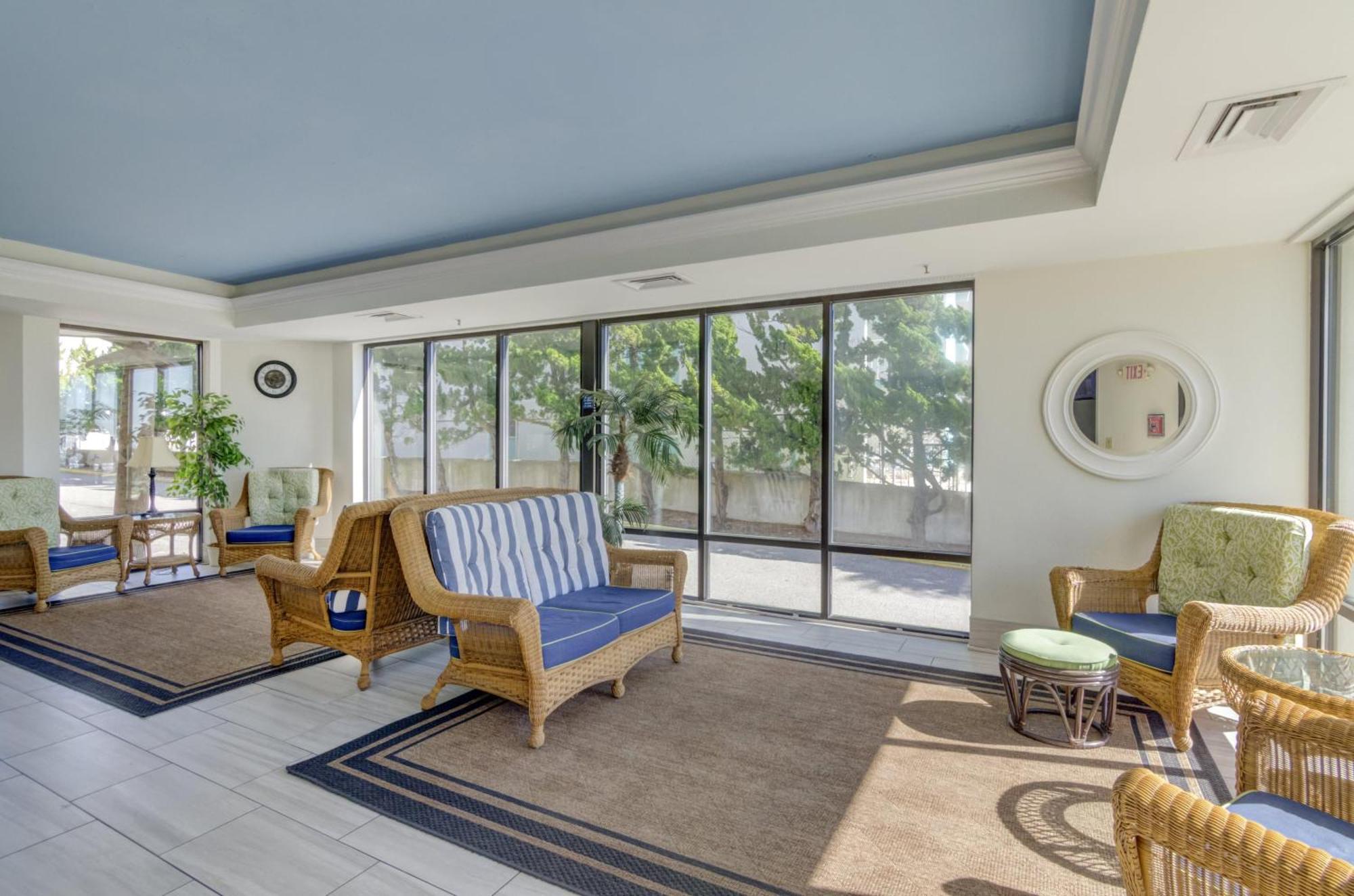 Oceanfront Views With Resort Amenities Миртъл Бийч Екстериор снимка