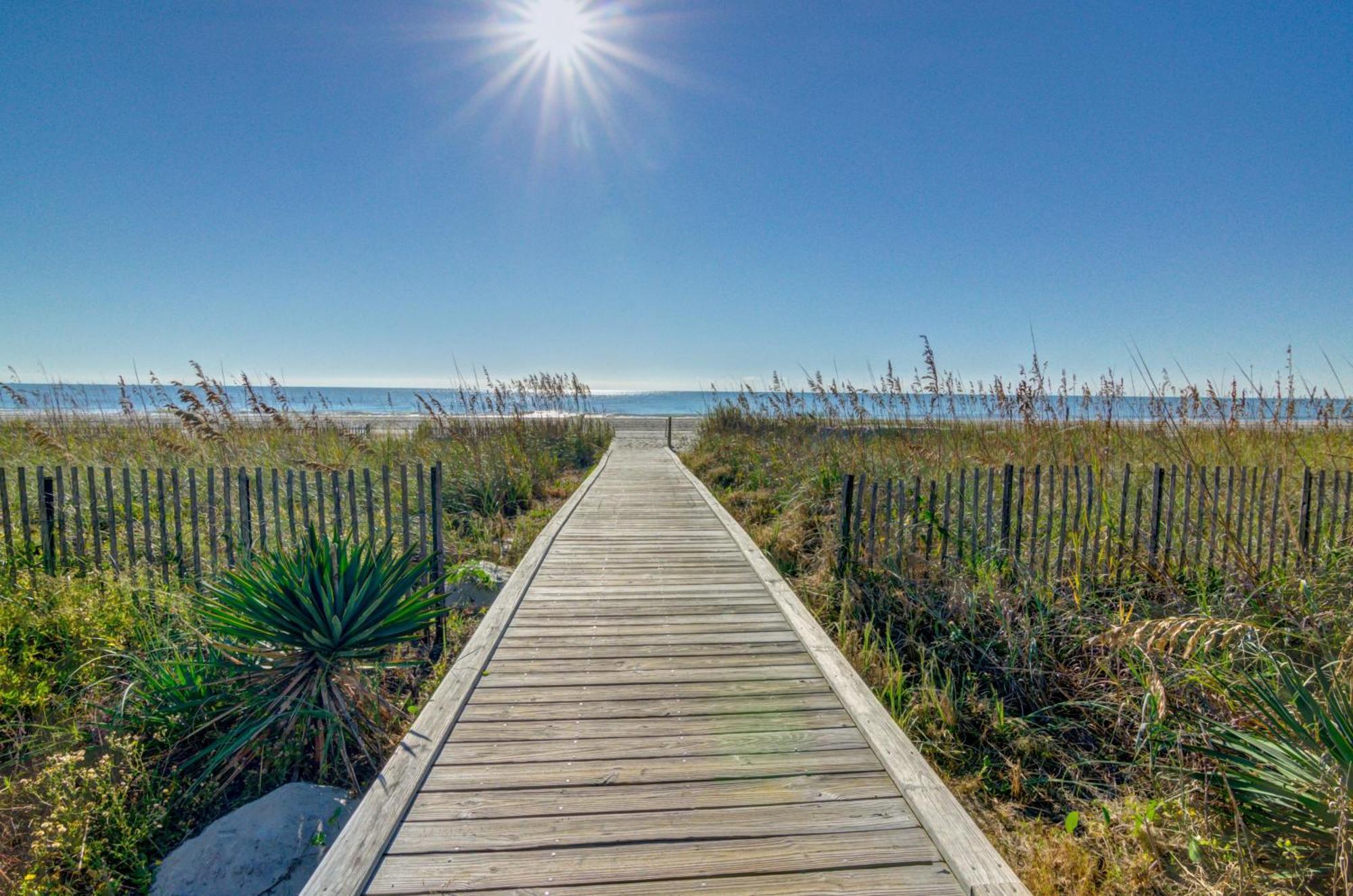 Oceanfront Views With Resort Amenities Миртъл Бийч Екстериор снимка